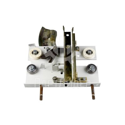 Каретка двери кабины правая проем 700мм 0411.03.15.180-01 МЛЗ