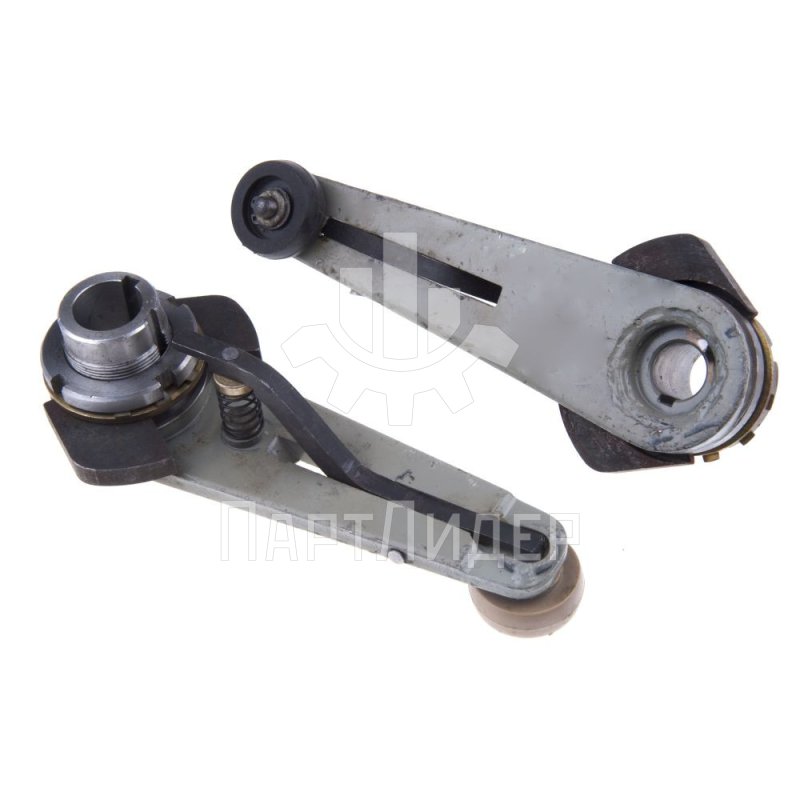 Рычаг привода двери кабины проем 700мм конус 400А.03.10.020К-01 КМЗ