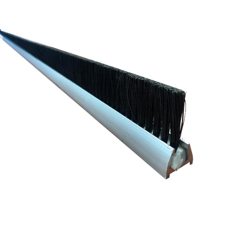 Защитная щетка L=2000мм G122